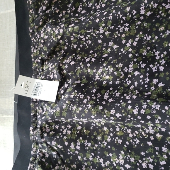 Nwt LOFT FLORAL  PULL ON MIDI SKIRT, SIZE 8 - Picture 7 of 16